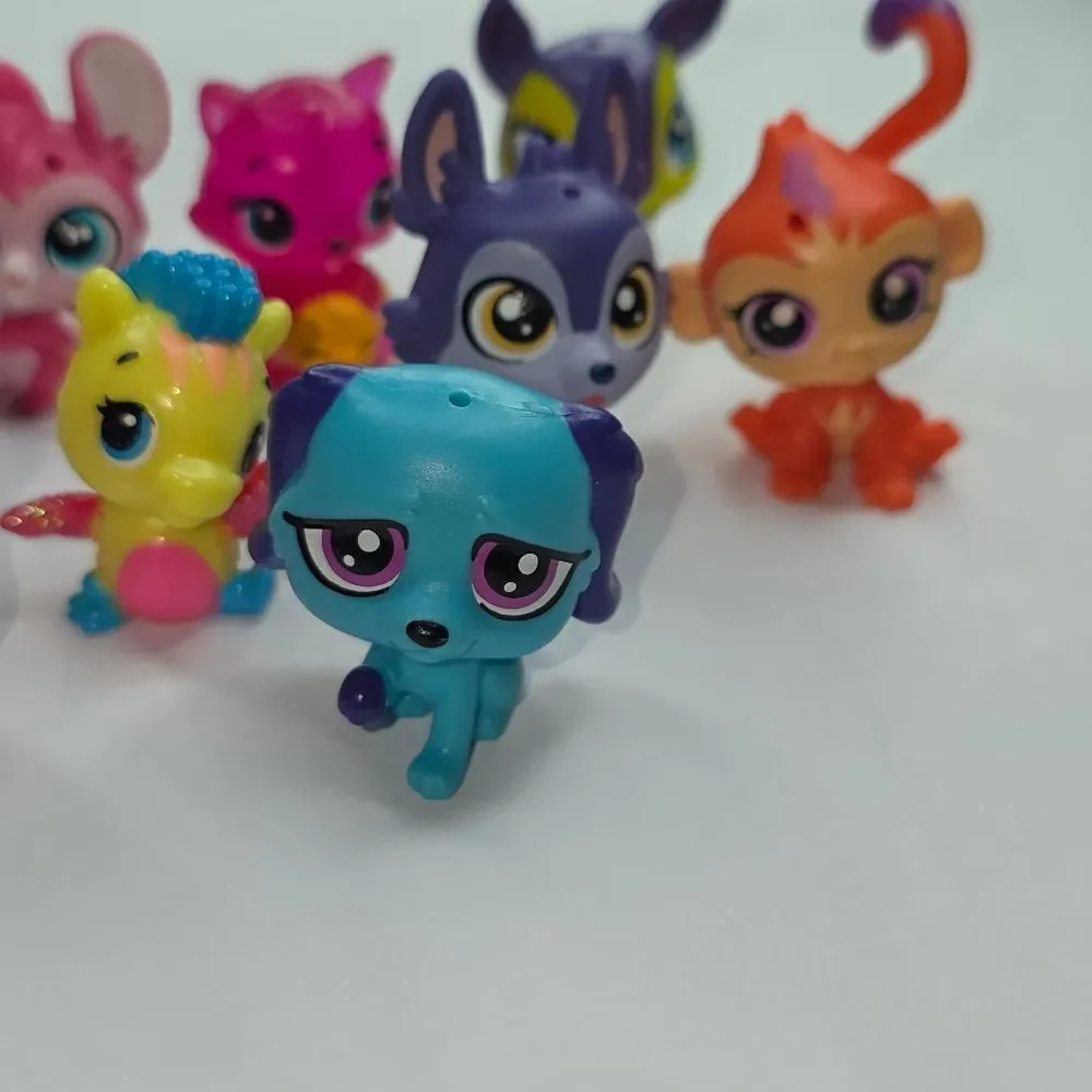 LPS Littlest Pet Shop Mini Animal Figurine Toy Bundle